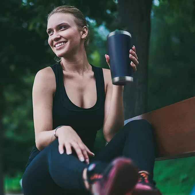 20oz Stainless Steel Vacuum Insulated Travel Mug Tumbler with Lid, Reusable Coffee Cup with Straw & Cleaning Brush, Double Wall Thermal Cup for Hot/Cold Drinks (Black)