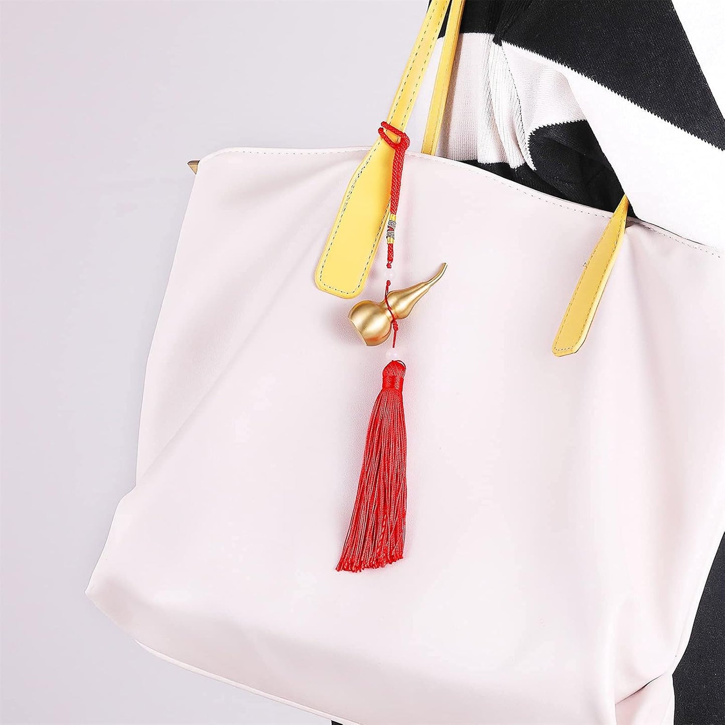 Hanging Decoration Good Luck Wu Lou Gourd,with Tassel for Housewarming Statue Charm Amulet Home Decor,3.18 inch Tall,Full Brass, Hu Lu Bring You Wealth Peaceful, Safty, Healthy,Success