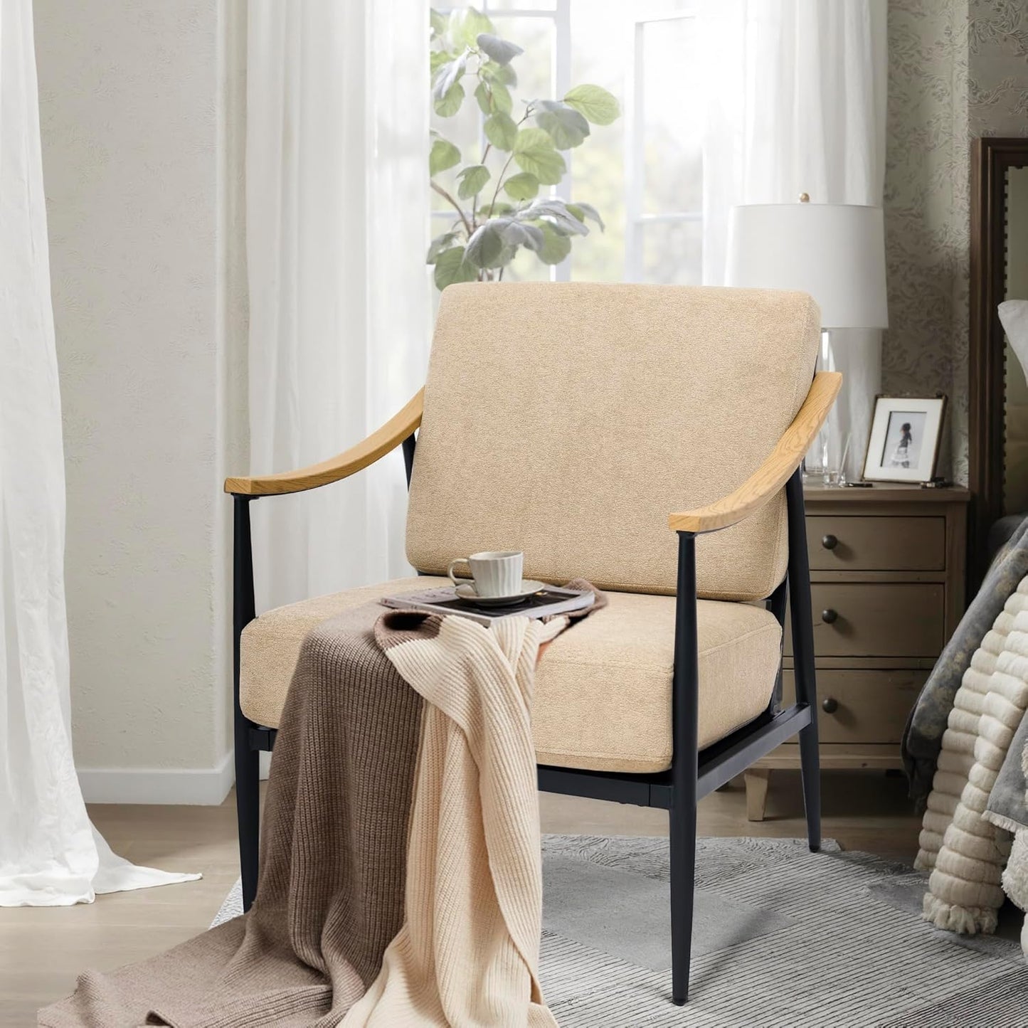Modern Accent Chair for Living Room Bedroom Mid Century Arm Chair Upholstered Office Accent Chair Comfy Waiting Room Chair with Metal Frame, Khaki