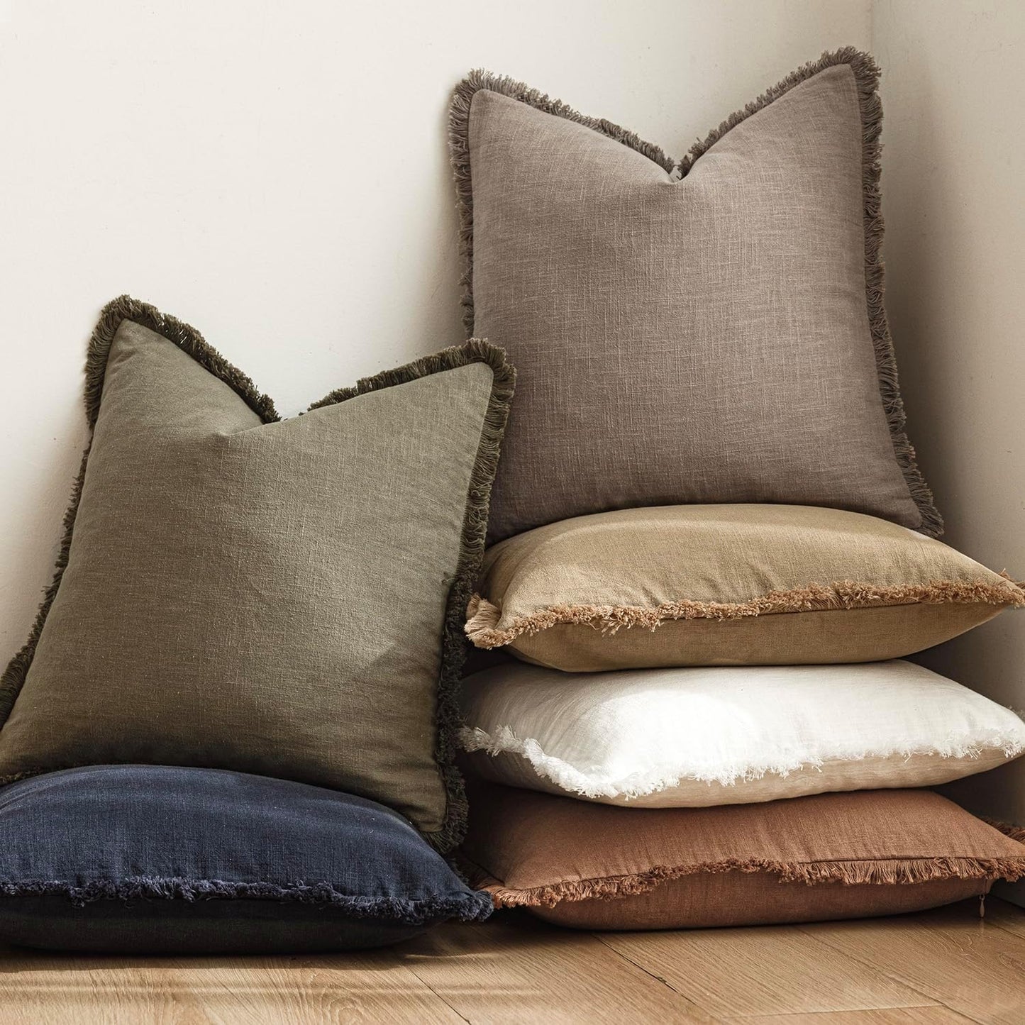 Foindtower Set of 2 Decorative Linen Fringe Throw Pillow Covers Boho Farmhouse Cushion Cover with Tassels Soft Accent Pillowcase for Couch Chair Sofa Bed Living Room Home Decor,18×18 Inch,Brown Tan