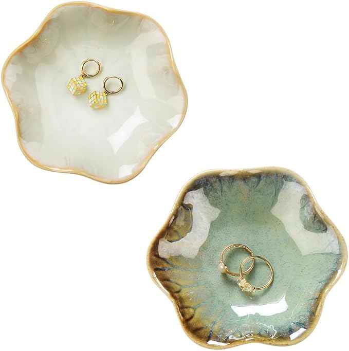 JAMEND CLXP Lotus Leaf Shape Ring Holder Dish, Small Key Bowl, Ceramic Trinket Tray Jewelry Dish Organizing Necklace Earrings for Mom Friend Sister. All Jewelries Are NOT Included. Crystal Green.