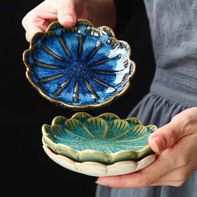 JAMEND CLXP Lotus Ring Holder Dish Small Indoor Ash Tray, Ceramic Dessert Plate Trinket Jewelry Holder Organizing Necklace Earrings for Parents Friends Sister, Blue. All Jewelries Are NOT Included.