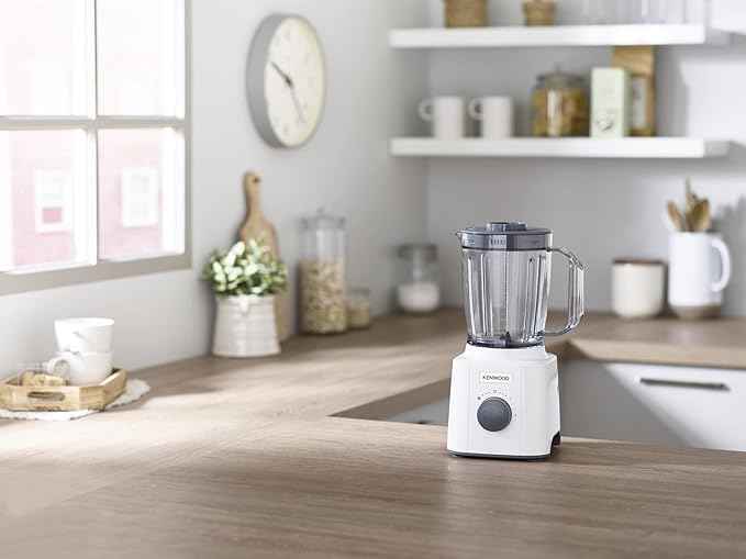 Kenwood BLP31.A0WH Blender, 1.6 L Krug, Steel Blades, 2 Speeds and Pulse, Non-Slip Feet, Equipped with Practical Handle, Power 350 W, Plastic, White and Grey