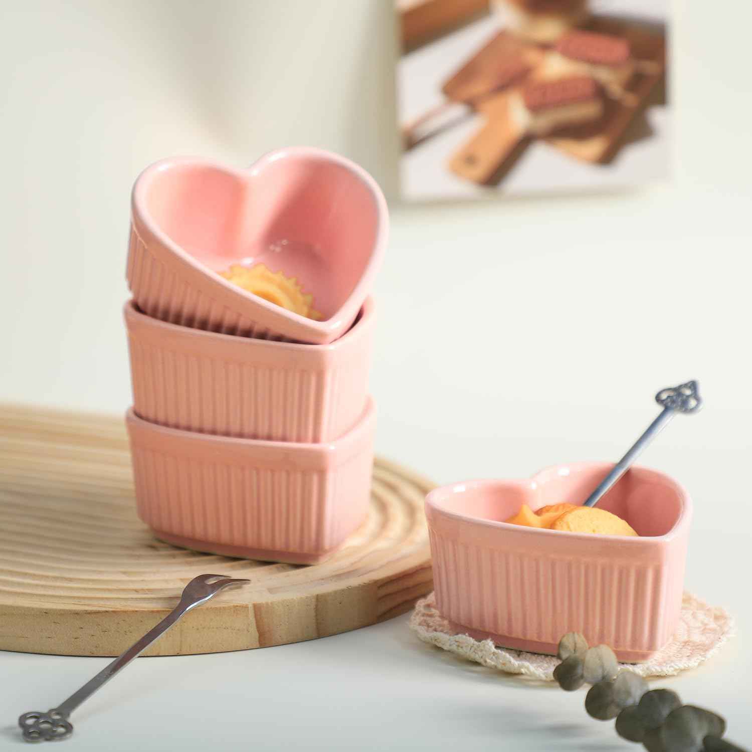 Sizikato Heart-Shaped Porcelain Souffle Dishes, Ramekins - 3.5 Inches for Souffle, Creme Brulee and Dipping Sauces - Set of 4