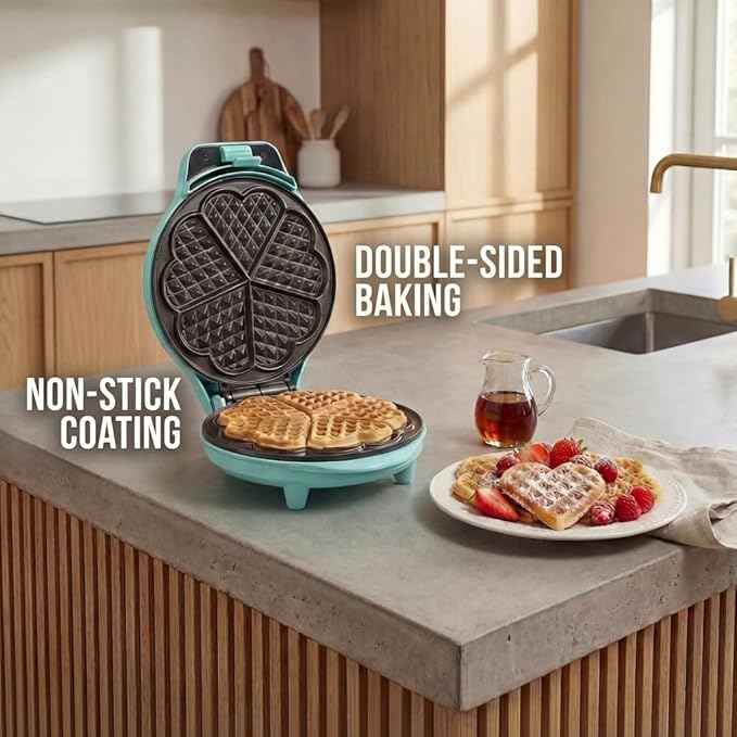 Bestron Waffeleisen für klassische Herzwaffeln, Waffelmaker mit Antihaftbeschichtung für Waffeln in Herzform, Retro Design, 700 Watt, Farbe: Mint