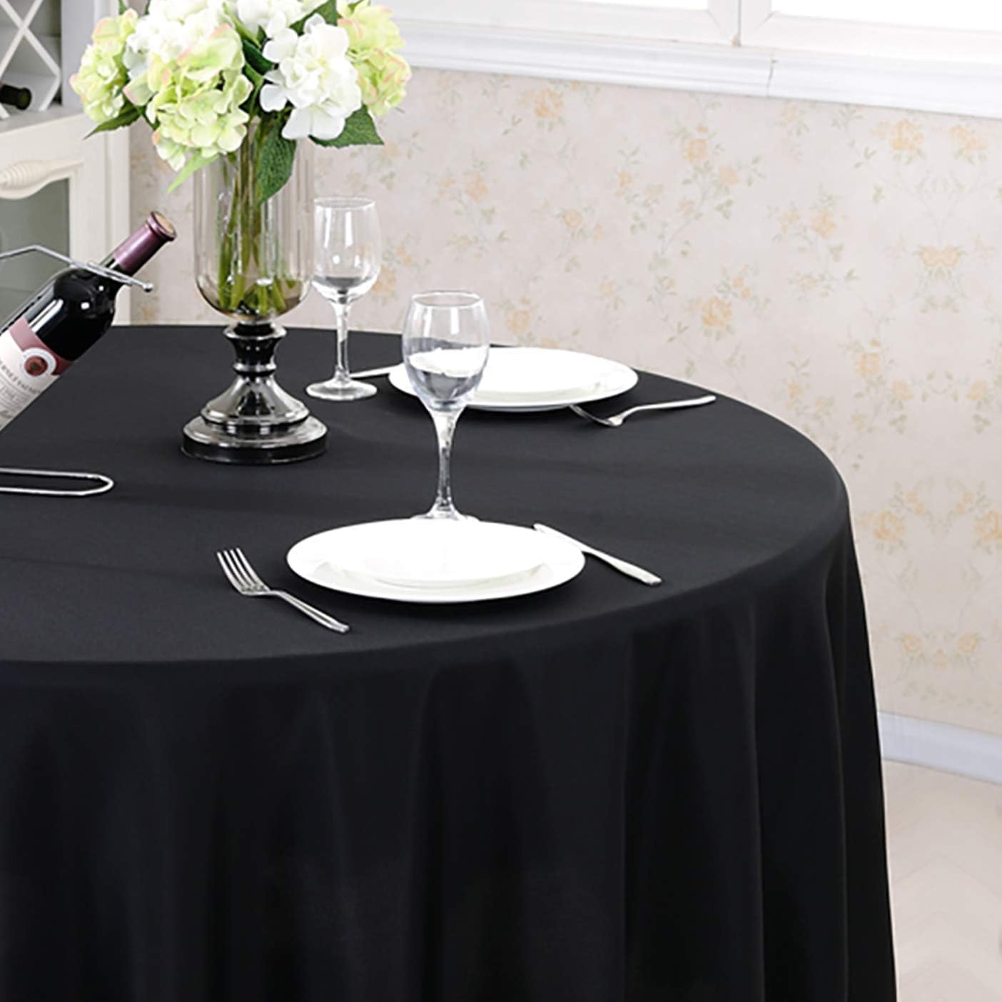 Surmente 120 inch Round Tablecloths -10 Pack Black Round Table Cloths, Polyester Fabric Table Covers for Wedding, Party, Banquet, or Restaurant