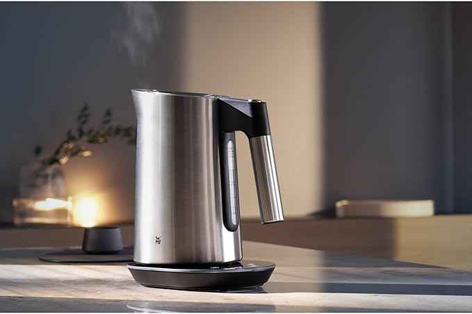WMF Kineo Wasserkocher mit Temperatureinstellung 1,6l, Kalkfilter, 3000 W, Live-Temperaturanzeige, elektrischer Wasserkocher edelstahl matt