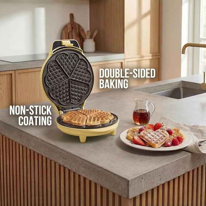 Bestron Waffle Maker for Classic Heart Waffles, Waffle Maker for Waffles in Heart Shape with Indicator Light & Non-Stick Coating Retro Design 700 Watt, Colour: Yellow