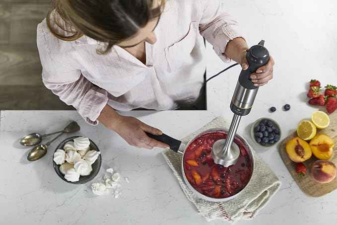 Kenwood Triblade XL+ Hand Blender Removable Steel Bar Equipped with Whisk, Chopper and Measuring Cup with 0.75 L Handle, Power 1000 Watt, Grey