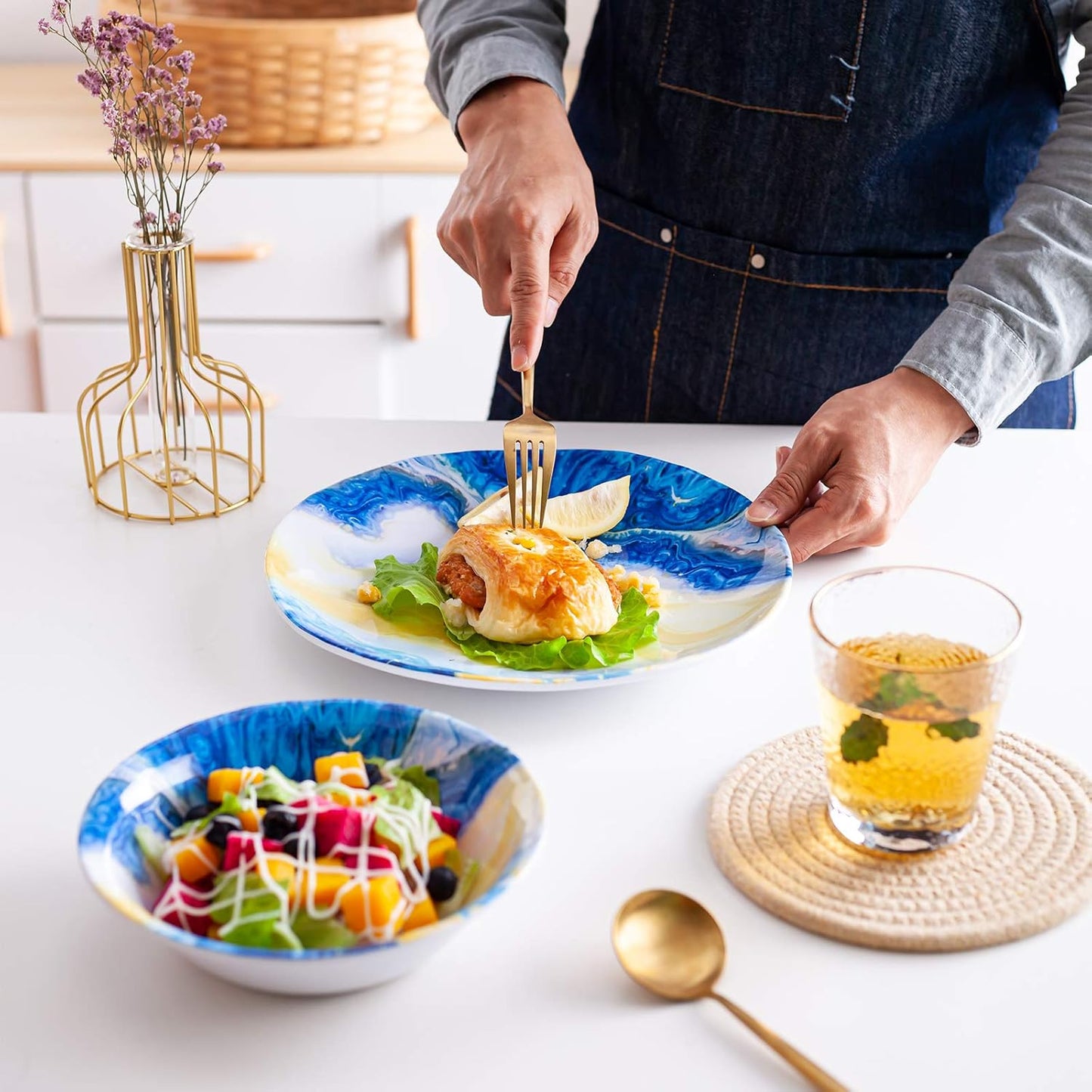 12 Pcs Melamine Dinnerware Set - Indoor and Outdoor Durable Plastic Dishes Dishware，Melamine Dinner Plates and Bowls Sets Service for 4，Lightweight Unbreakable（Landscape Painting）