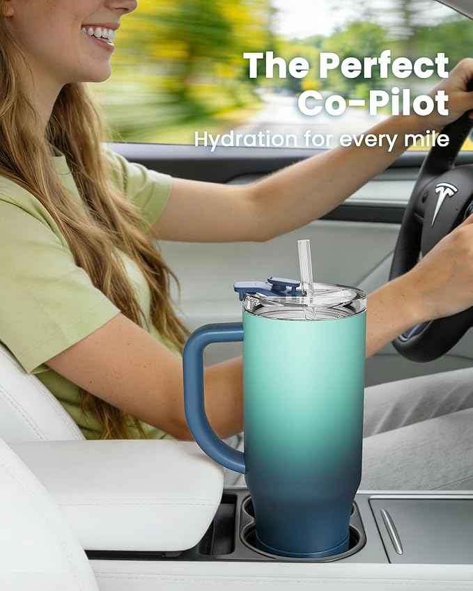 Renoj Insulated Mug 100% Leak Proof Insulated Water Bottle for Iced Coffee & Hot Drinks - Fits Car Cup Holder, Ideal Gift, 2 Straws & Silicone Boot - SnapShift Blue Gradient 32 oz