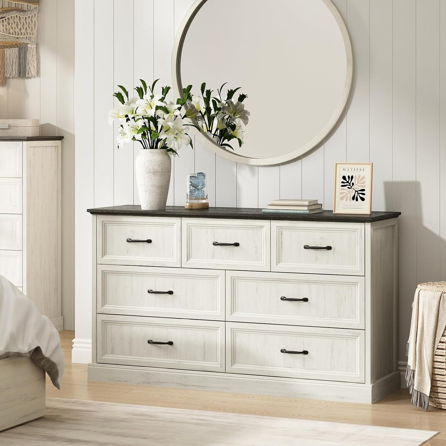 Farmhouse 7 Drawer Dresser for Bedroom, 55 Inch Wide Modern White Dresser TV Stand with Large Drawers & Bar Handles, Rustic Wood Chest of Drawers for Bedroom, Living Room, Hallway, Entryway.