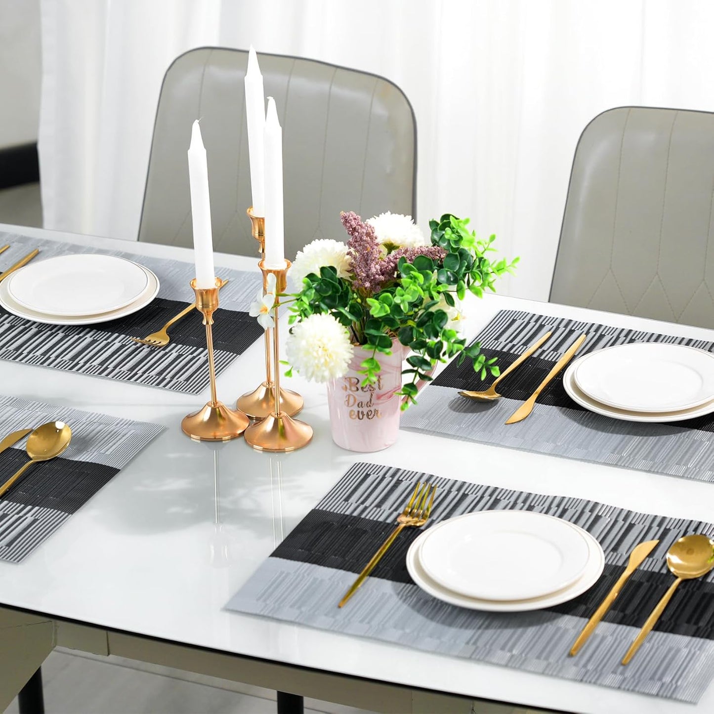 Placemats Set of 6，Non-Slip PVC Weave Table Mats Easy to Clean，Heat Resistant Place Mats for Kitchen Dining Table Decoration Indoor Outdoor，Black Gray