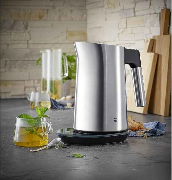 WMF Kineo Wasserkocher mit Temperatureinstellung 1,6l, Kalkfilter, 3000 W, Live-Temperaturanzeige, elektrischer Wasserkocher edelstahl matt