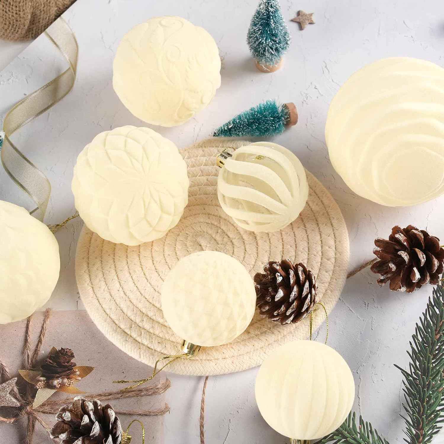 18Pcs Velvet Christmas Tree Ornaments Set, White Flocked Hanging Christmas Balls Ornaments, Shatterproof Decorative Hanging Balls Decorations Assortment for Xmas Tree Holiday Winter Home Party Decor