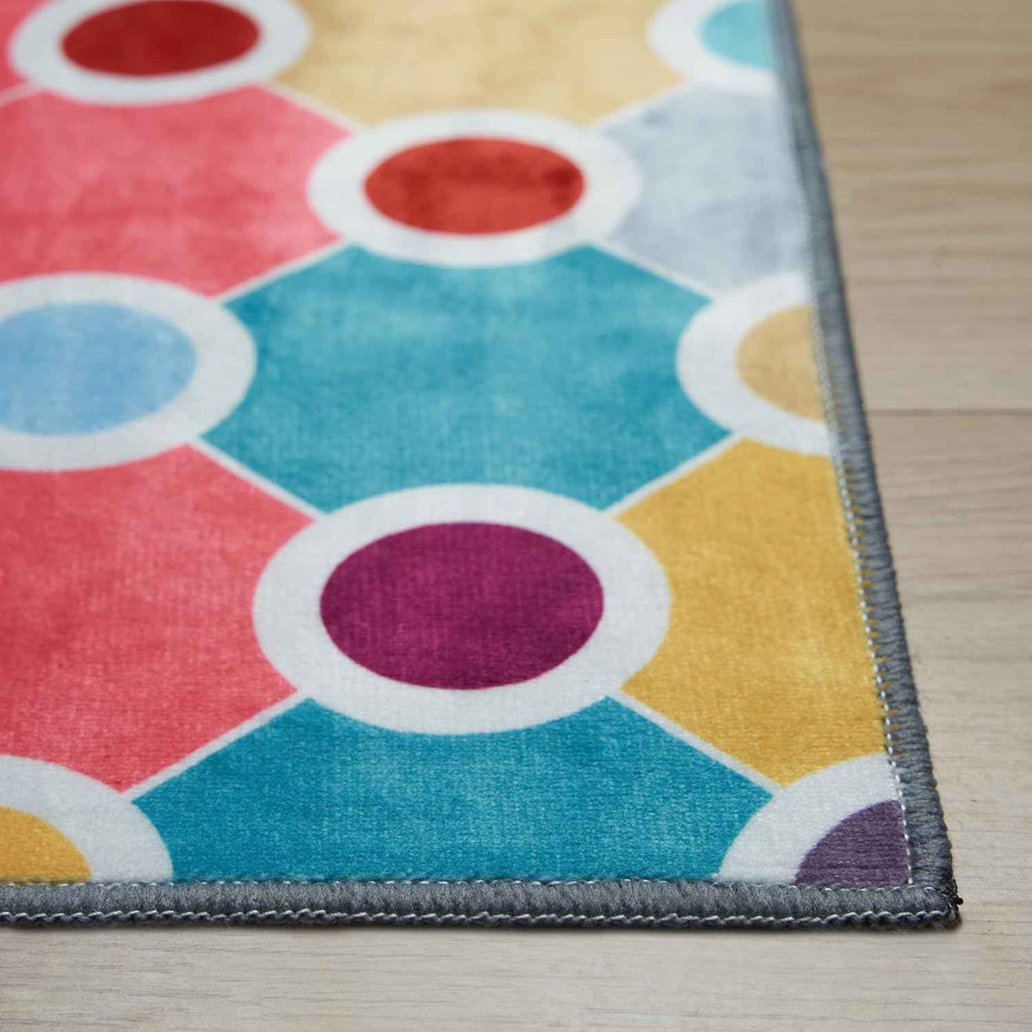 Machine Washable Polka Dot Rug for Kids Area - Multicolor Soft Rug for Nursery/Playroom/Classroom - 6x9