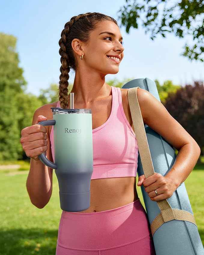 Renoj Insulated Mug 100% Leak Proof Insulated Water Bottle for Iced Coffee & Hot Drinks - Fits Car Cup Holder, Ideal Gift, 2 Straws & Silicone Boot - SnapShift Blue Gradient 32 oz