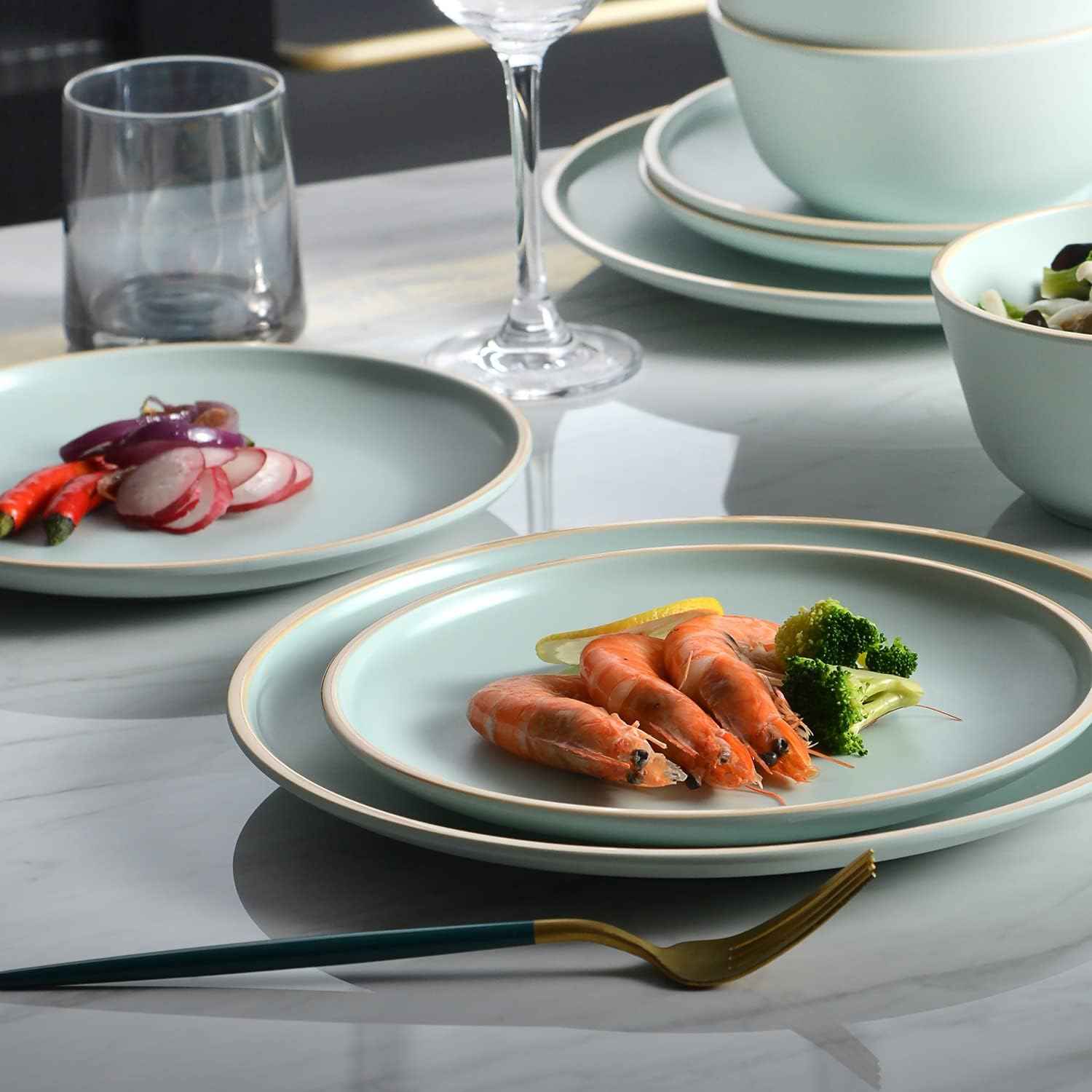Melamine Dinnerware Sets, Plates and Bowls Sets 12 Pcs, Melamine Plates, Dish Set for 4, Unbreakable Dinnerware Set for Party, BPA Free, Suitable Indoors and Outdoors (Mint Green)