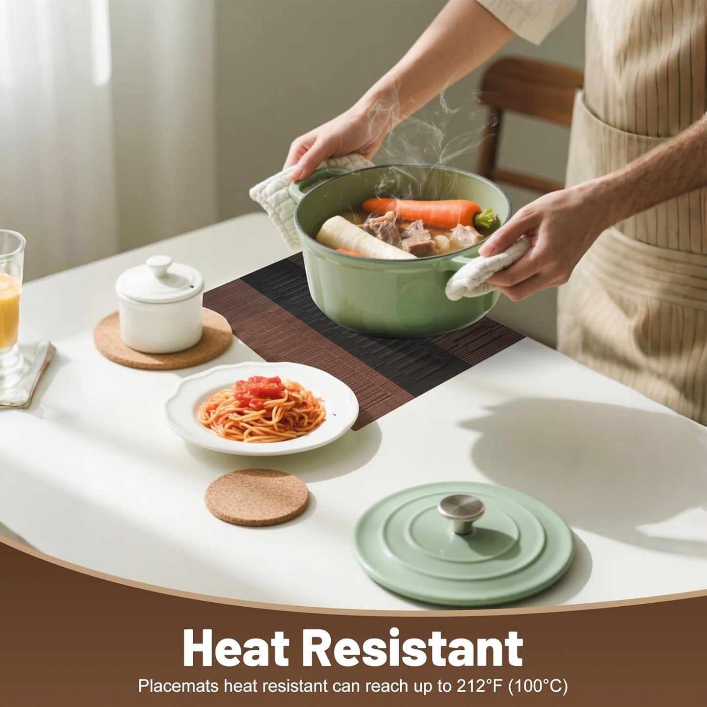 Placemats Set of 12，Non-Slip PVC Weave Table Mats Easy to Clean，Heat Resistant Place Mats for Kitchen Dining Table Decoration Indoor Outdoor，Black Brown