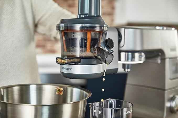 Kenwood Slow Juicer KAX720PL Accessories for Kenwood Food Processors, Electric Juicer with 400 ml Juice Container and Anti-Drip Function