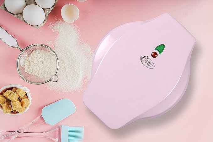 Bestron Mini Cookie Maker with Animal Pattern, Mini Waffle Mould, with Cooking Indicator & Non-Stick Coating, 700 Watts, Colour: Pink AAW700P