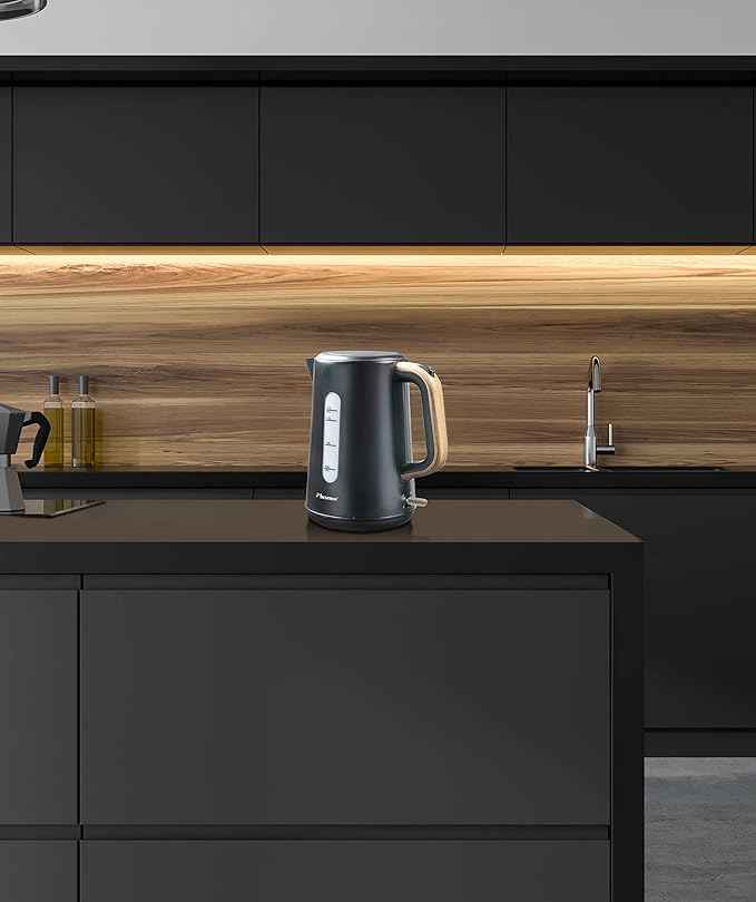 Bestron AWK2200BW Kettle, Black/Wood, 1.7 Litres