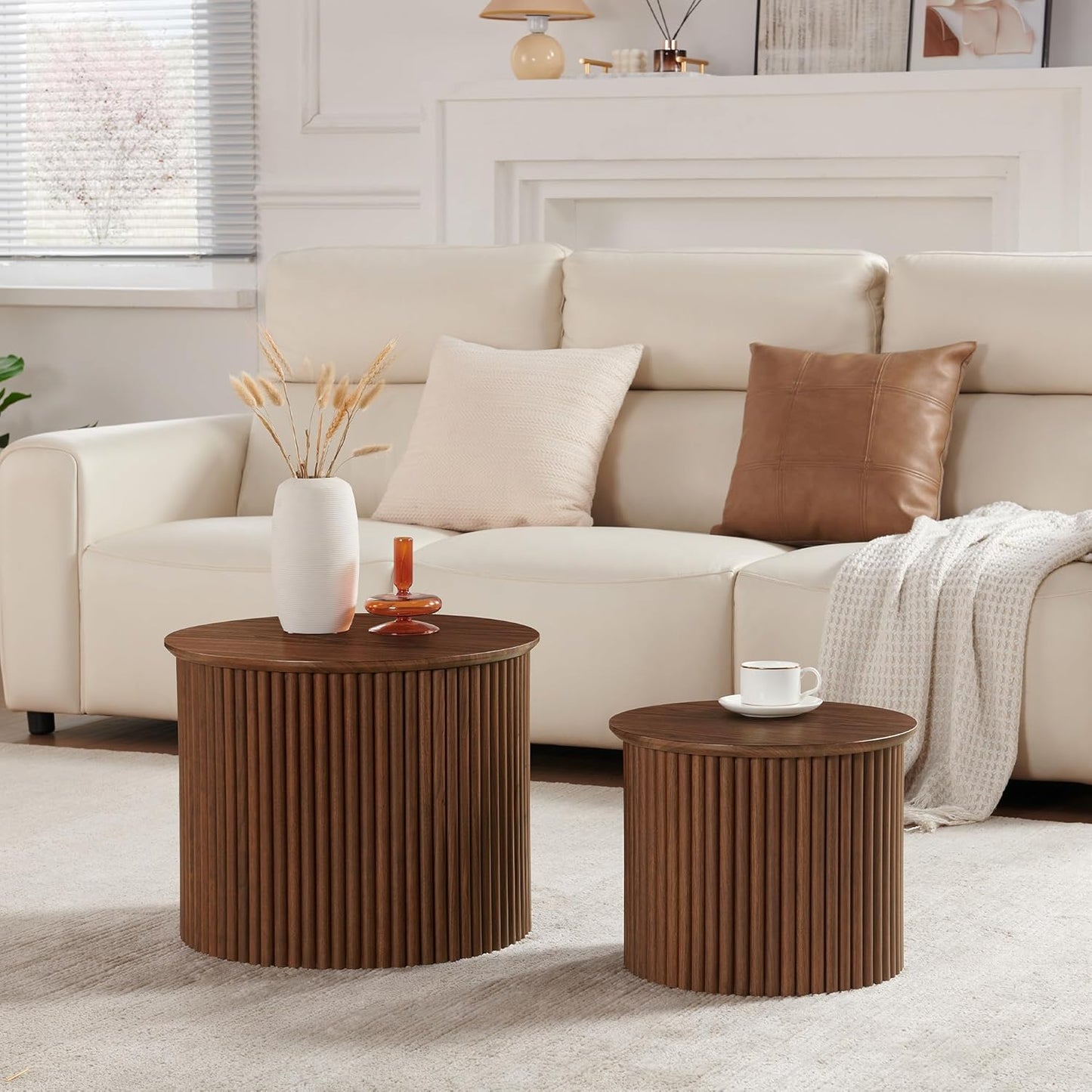 Small Fluted Round Nesting Coffee Table Set of 2, Mid Century Modern Coffee Table Circle Side Table, Wood Nesting Table Farmhouse End Tables Set for Living Room, Bedroom, Small Spaces(Walnut