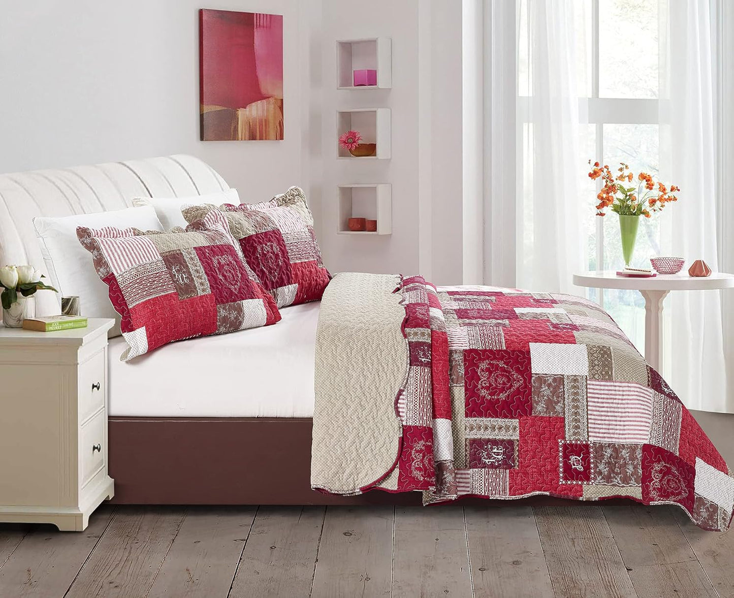 Brilliant Sunshine BurgundyHeart Love, Floral and Lace Patchwork, 3-Piece Quilt Set with 2 Shams, Reversible Bedspread, Soft Lightweight Coverlet, All-Season, Full/Queen, Burgundy