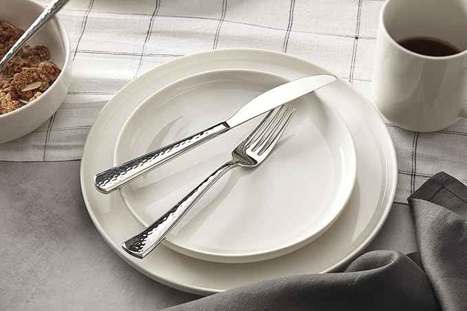 Oneida Dinnerware Set, 24 Seven White 24-Piece Dinnerware Set, Service For 8, Porcelain Material, Dishwasher And Microwave Safe, Bowls, Plates And Bowls, Dinner Dishes, Plates, Home (White, 24 Piece)