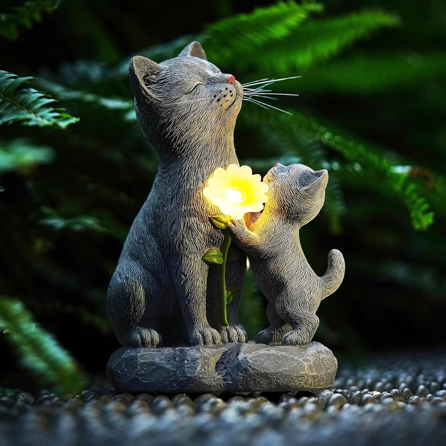 Solar Cat Garden Statue Outdoor Decor - Mother & Kitten Figurines with Flower LED Light, Outside Yard Art Patio Balcony Lawn Ornament, Unique Gifts for Cat Lover