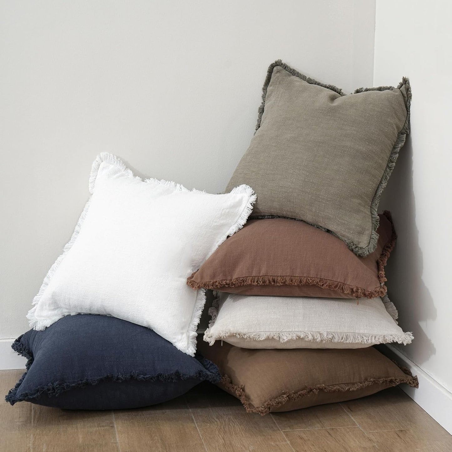 Foindtower Set of 2 Decorative Linen Fringe Lumbar Throw Pillow Covers Boho Farmhouse Cushion Cover with Tassels Soft Cozy Accent Pillowcase for Sofa Couch Living Room Home Decor,12×20 Inch,Navy Blue