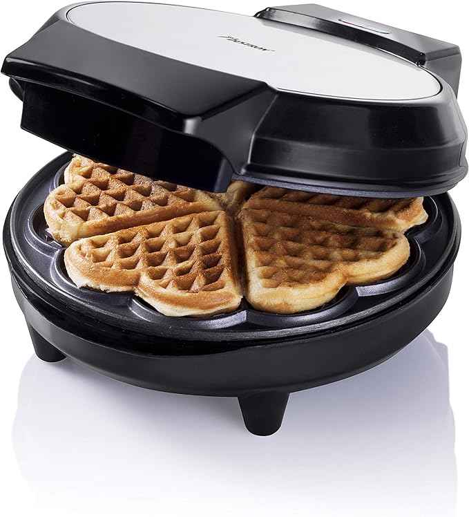 Bestron Waffle Maker for Classic Heart-Shaped Waffles, Waffle Maker with Non-Stick Coating for Heart-Shaped Waffles, 700 Watts, Colour: Silver