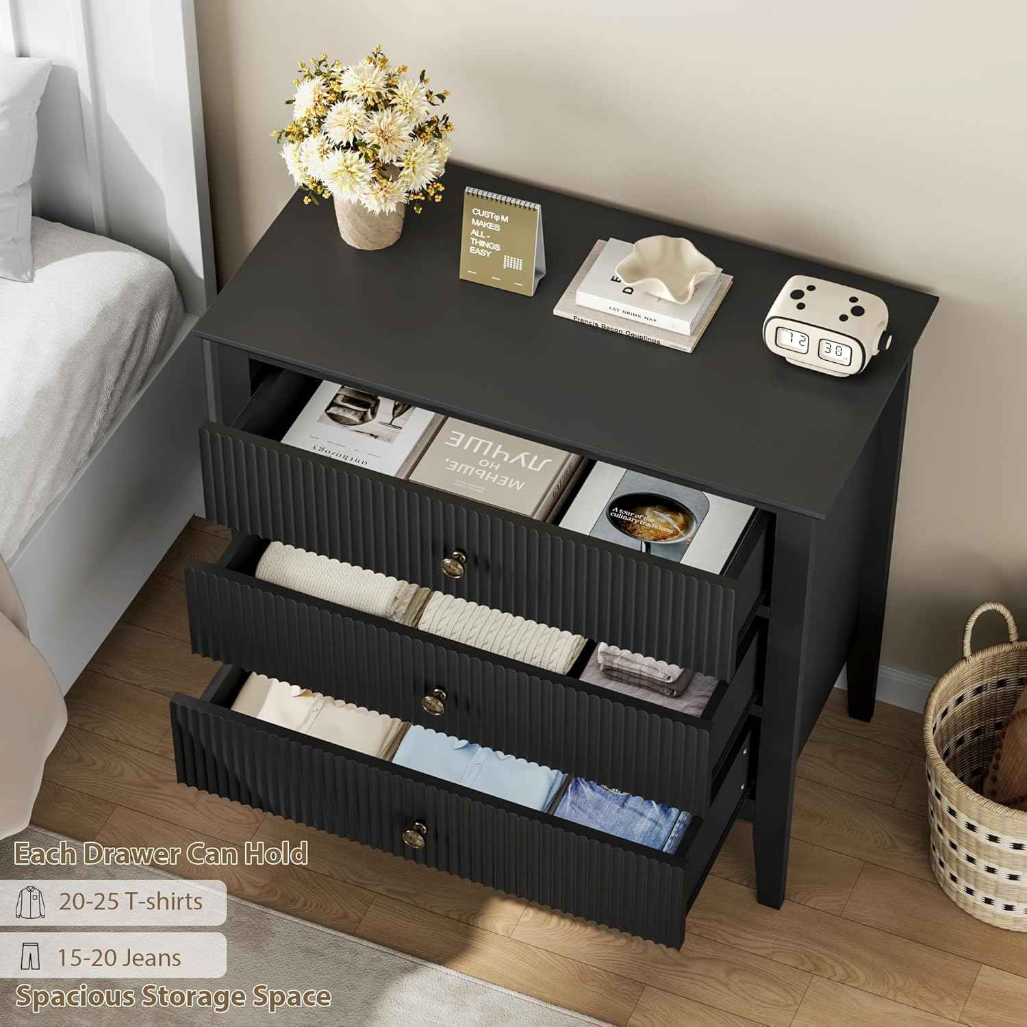 Fluted 3 Drawer Dresser, 31.5 in Wide Dresser Nightstand for Bedroom, Modern Wood Chest of Drawers, Large Painted Nightstand with 3 Drawers for Closet, Hallway, Entryway