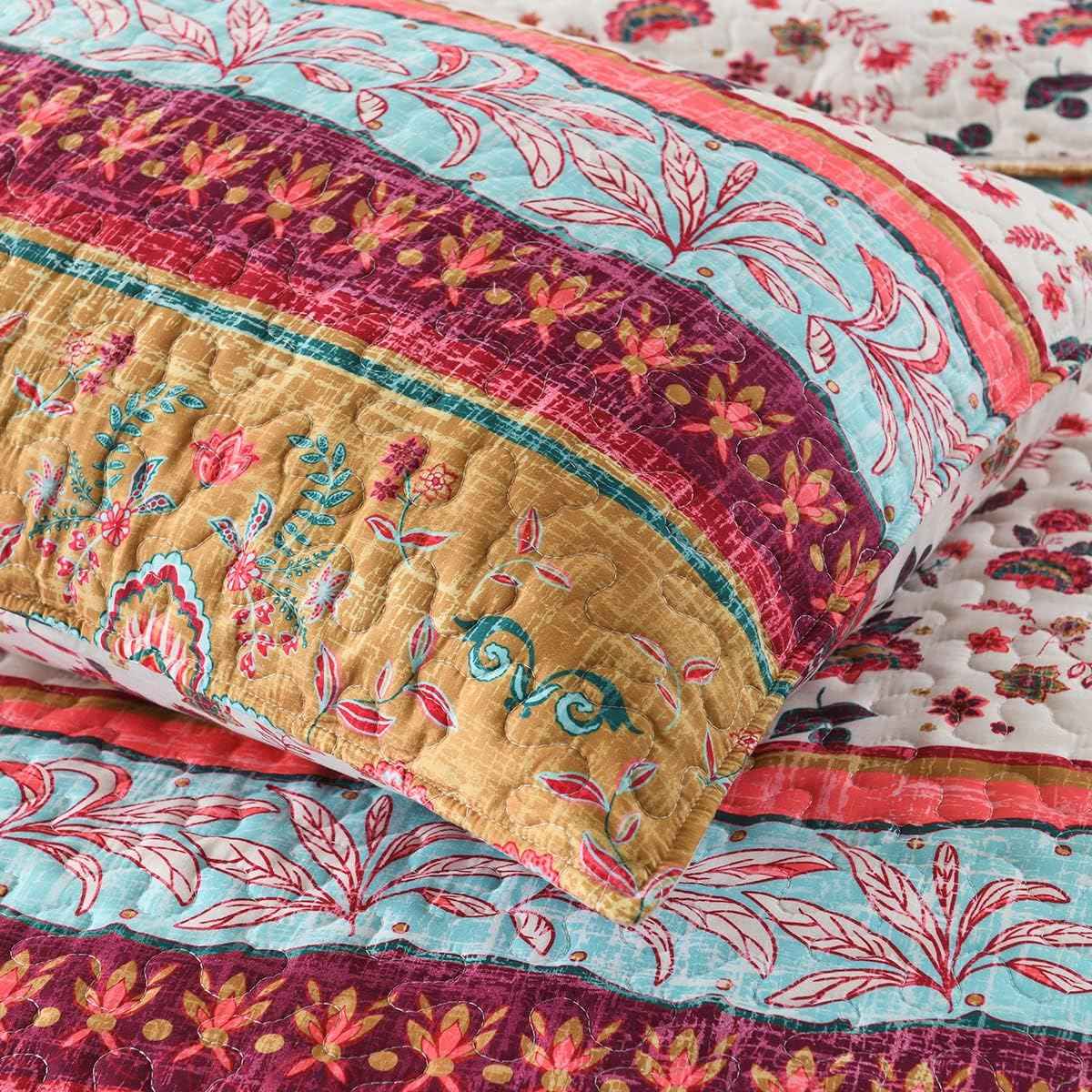 Boho Style King Quilt Set Reversible Bohemian Floral Strip Quilt Beddding Set, Soft and Lightweight Bedspread for All Season, Oversize King Bed Coverlet with 2 Matching Pillow Shams (3 Pieces)