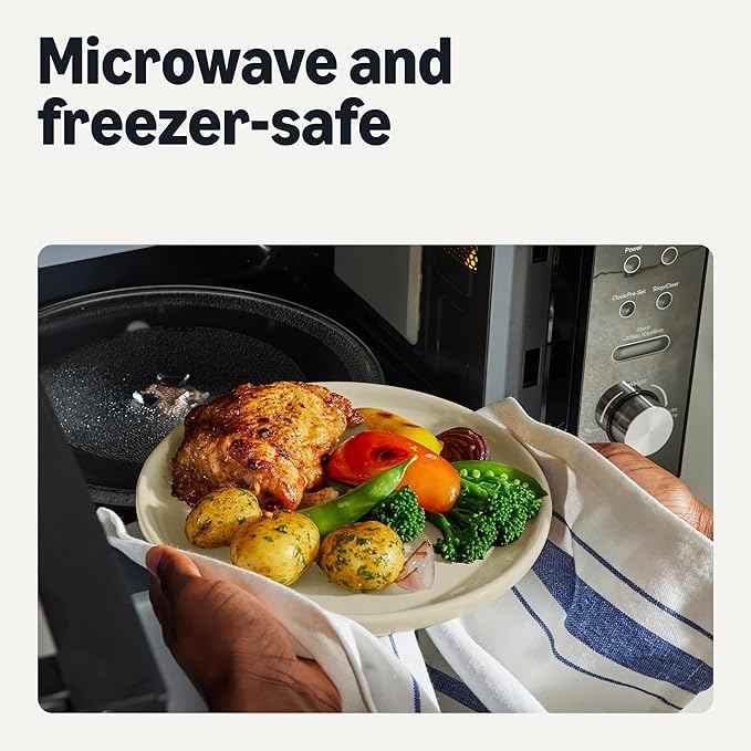 Amazon Basics Glazed Stoneware Appetizer Plates, Ceramic 4-Piece Set, Microwave and Dishwasher-Safe, 6.7 in., Ivory