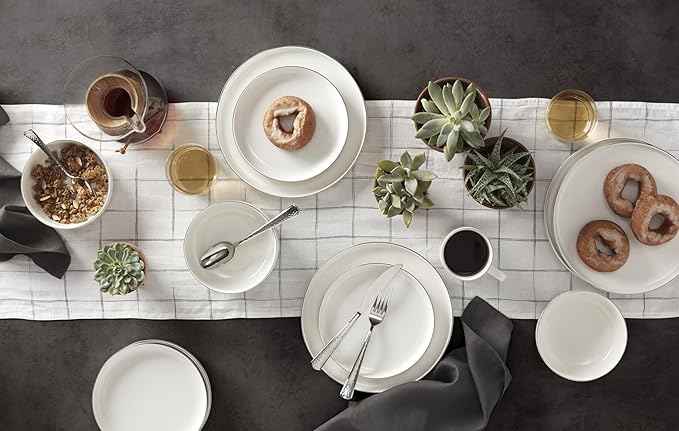 Oneida 896602 24 Seven Black Rim 12-Piece Dinnerware Set