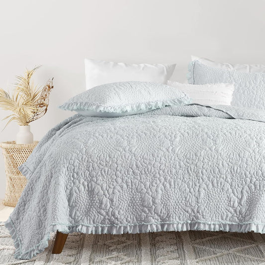 Light Blue Ruffled Quilt Queen Size, Stone-Washed Microfiber Lightweight Crinkled Farmhouse Rustic Shabby Chic Bedding Set, 3 Pieces Reversible Bedspread Coverlet with Pillow Shams for All Season