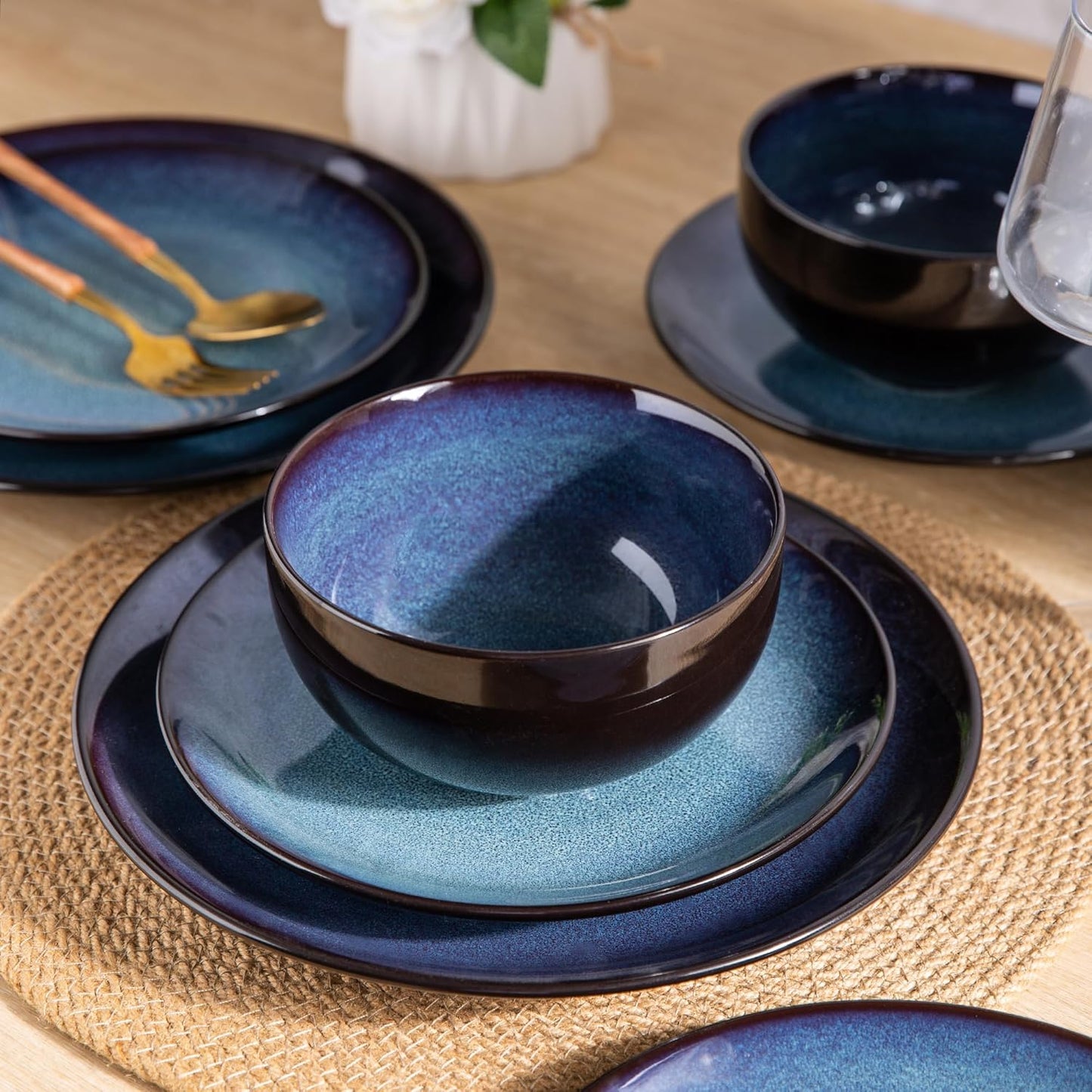 LERATIO Ceramic Dinnerware Sets for 12, 36 Pieces Plates and Bowls Sets, Reactive Glaze Dishes -Scratch Resistant, Dishwasher&Microwave Safe&Oven Safe