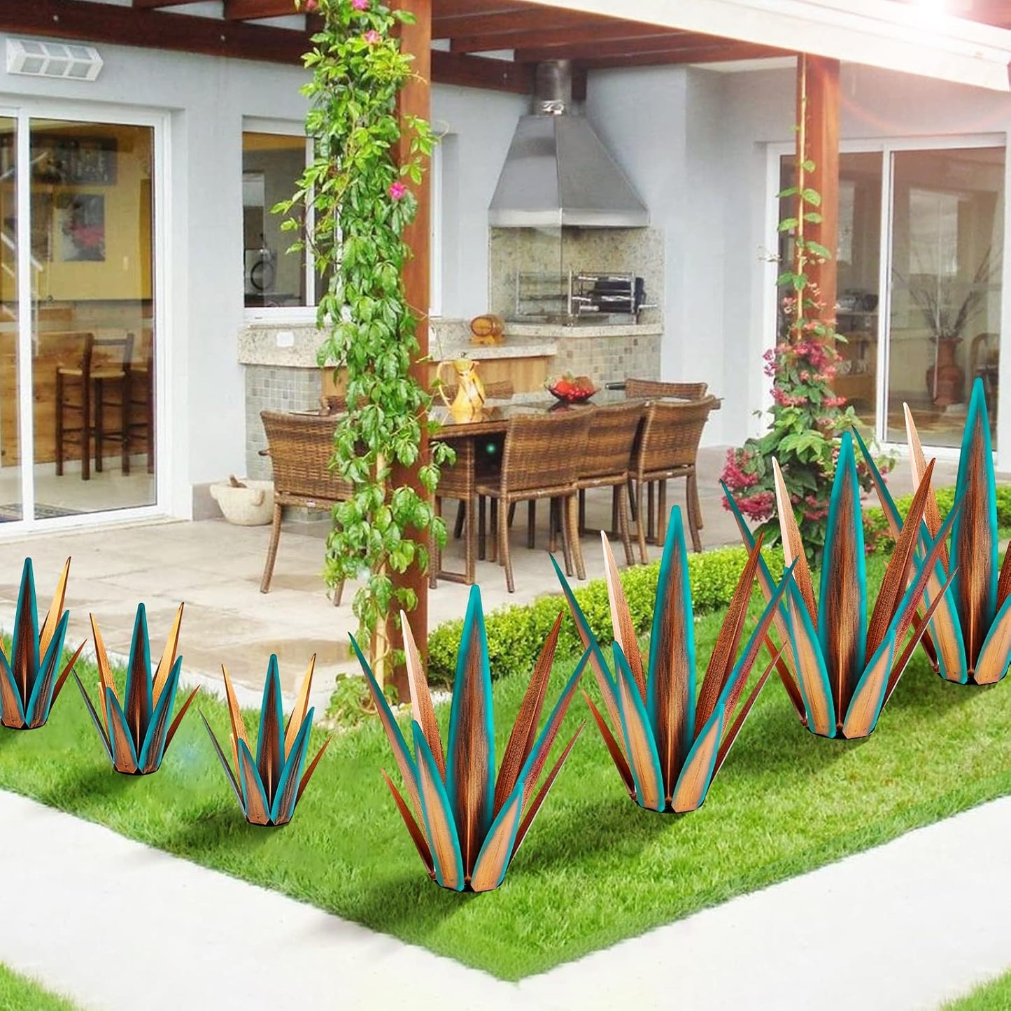 Large Tequila Rustic Sculpture, Agave Plants for Outdoor Patio, Home Decor Hand Painted Metal Garden Statue, Lawn Ornaments Yard Stakes (Blue - L)