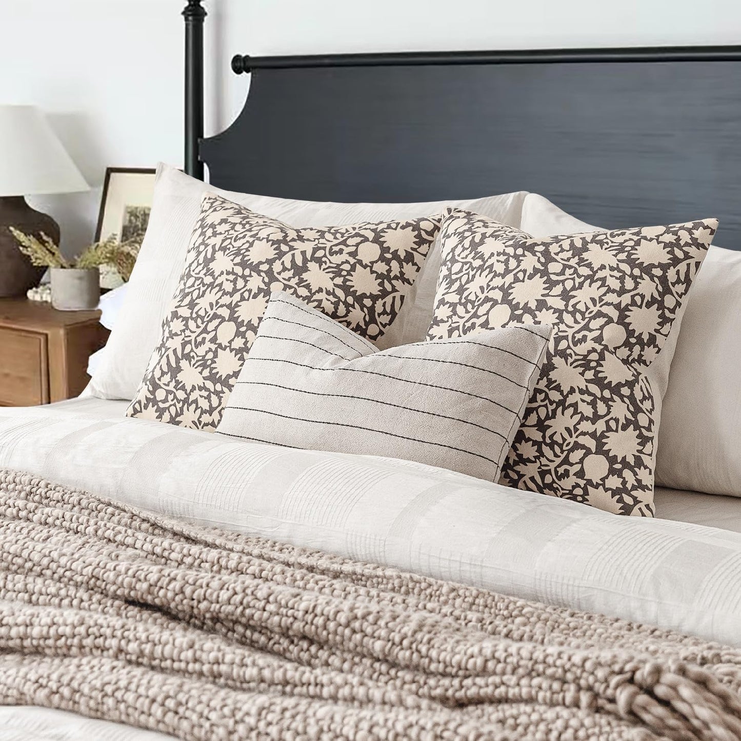 Foindtower Set of 2 Decorative Neutral Floral Throw Pillow Covers Accent Farmhouse Cushion Covers Boho Vintage Pillowcase for Couch Sofa Bedroom Living Room Home Decor Outdoor,22×22 Inch,Rustic Gray