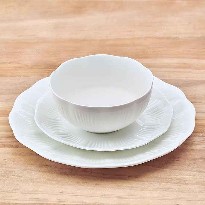 Mikasa Flora Scalloped Lightweight Chip Resistant Bone China 12 Piece Plate Bowl Dinnerware Set, Service for 4, White