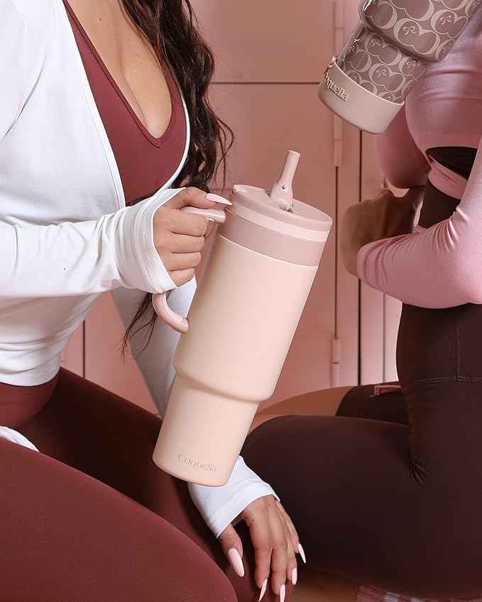 40 oz Insulated Tumbler with Handle and Push-Button Straw Lid, Stainless Steel Travel Cup for Gym Office, Leakproof, BPA-Free, Cup Holder Friendly, Bow Silicone Boot, Beige (Cream Latte)