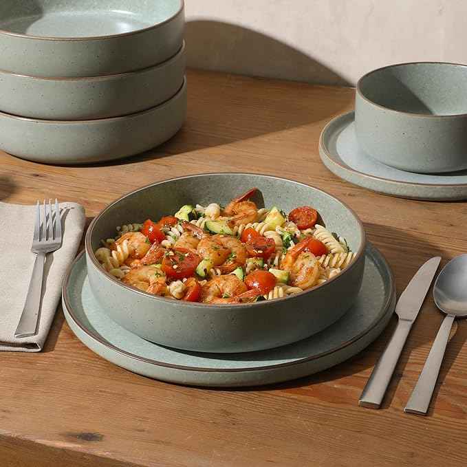Gibson Elite Gelston Stoneware Matte Reactive Glaze 16 Piece (Service for 4) Plates and Bowl Dinnerware Set - Green
