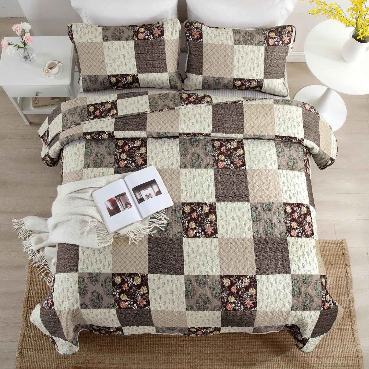 Xruibed Floral Plaid Patchwork Fall Quilt Set Queen Size 3 Pieces Taupe Beige Khaki Bedspread Set Reversible Quilt Bedding Set Microfiber Bedding Bedspread Coverlet Set for All Season(Queen 96"x90")