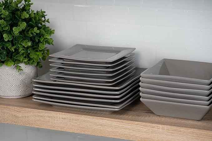 10 Strawberry Street Nova Square 40 pc Dinnerware Set, Gray