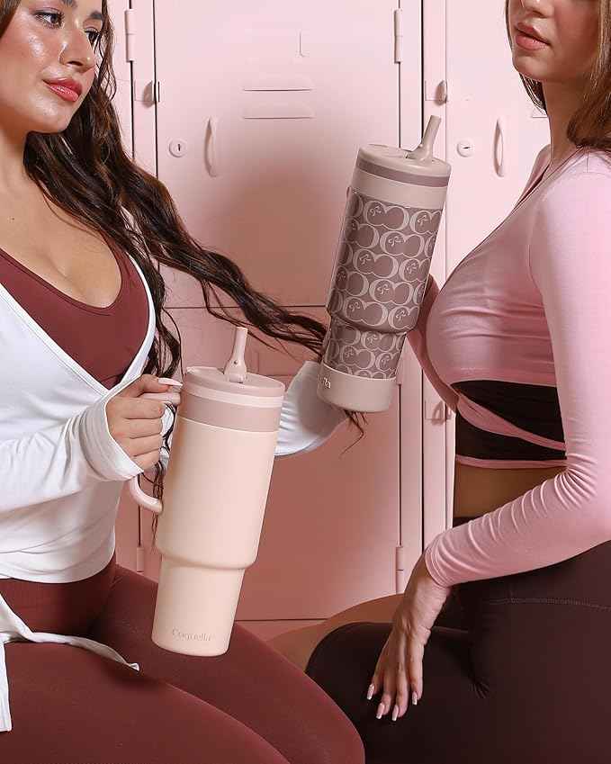 40 oz Insulated Tumbler with Handle and Push-Button Straw Lid, Stainless Steel Travel Cup for Gym Office, Leakproof, BPA-Free, Cup Holder Friendly, Bow Silicone Boot, Beige (Cream Latte)