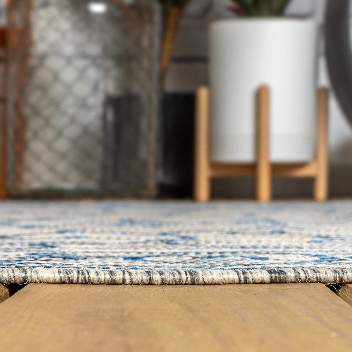 JONATHAN Y Vintage Filigree Indoor Outdoor Octagon Area Rug 8 Ft Gray/Navy, Charleston Textured Weave for Backyard, Patio, Porch, Easy-Cleaning, High Traffic, Pet-Friendly, Non-Shedding SMB106C-8TGN