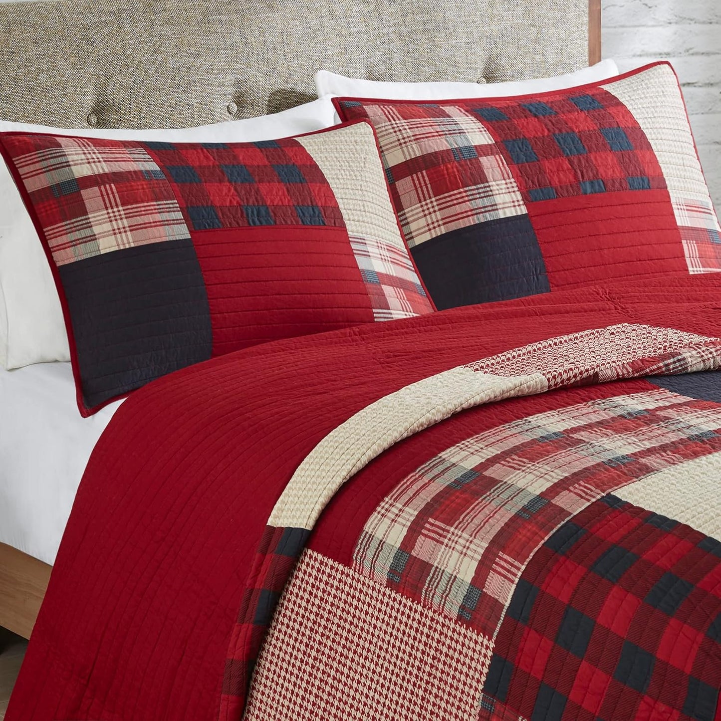 Woolrich Sunset Reversible Quilt Set - Cottage Styling Reversed to Solid Color, All Season Lightweight Coverlet, Cozy Bedding Layer, Matching Shams, Oversized Full/Queen, Plaid Red 3 Piece