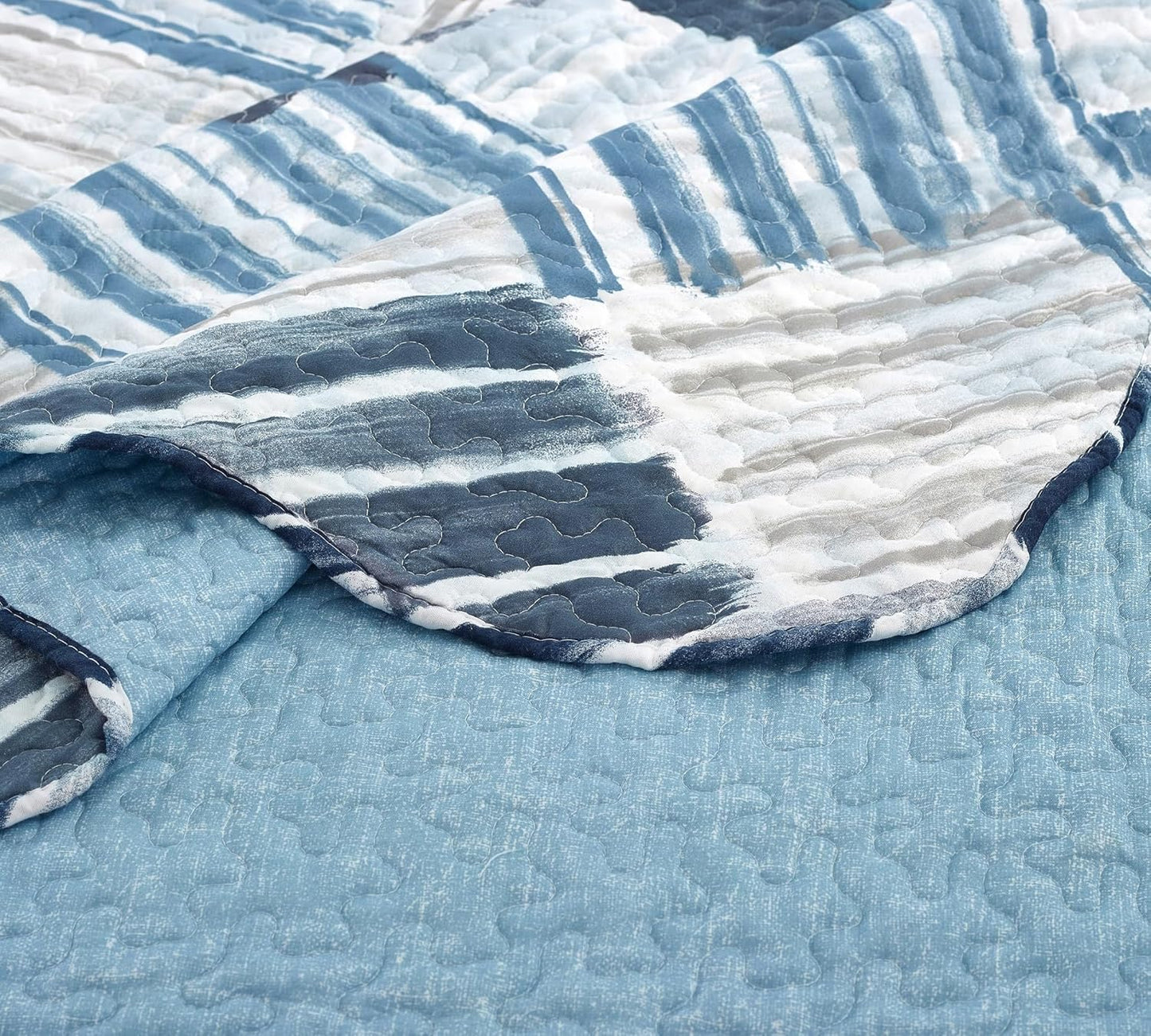 Brilliant Sunshine Blue and Grey Stripe Blocks Patchwork, 3-Piece Quilt Set with 2 Shams, Reversible Bedspread, Soft Lightweight Coverlet, All-Season, King, Blue Grey