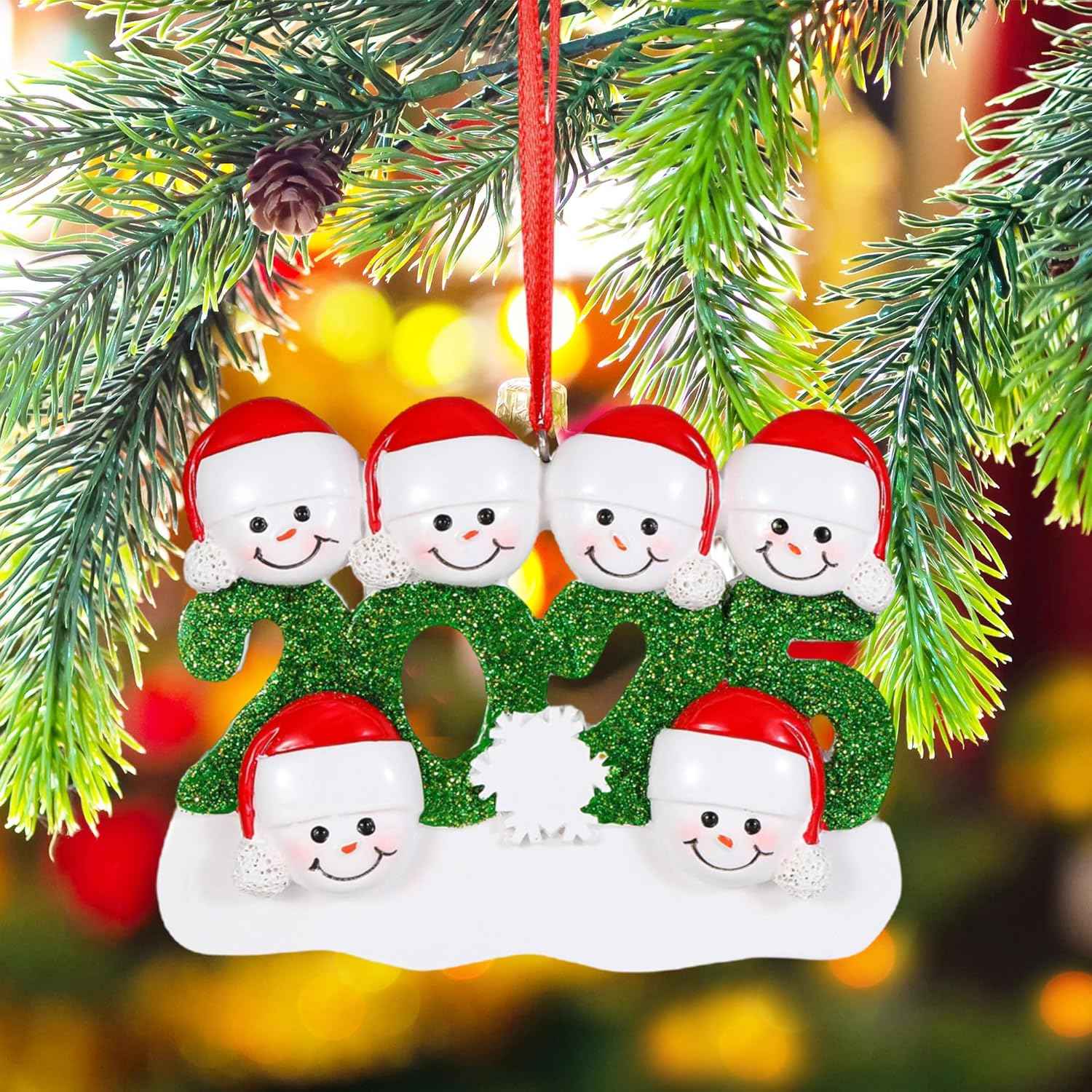 Personalized Christmas Ornaments 2025 Family of 2/3/4/5/6 Custom Christmas Snowman Ornament with Names Customized Family Ornaments for Christmas Tree Decoration Customized Gifts, Family of 6